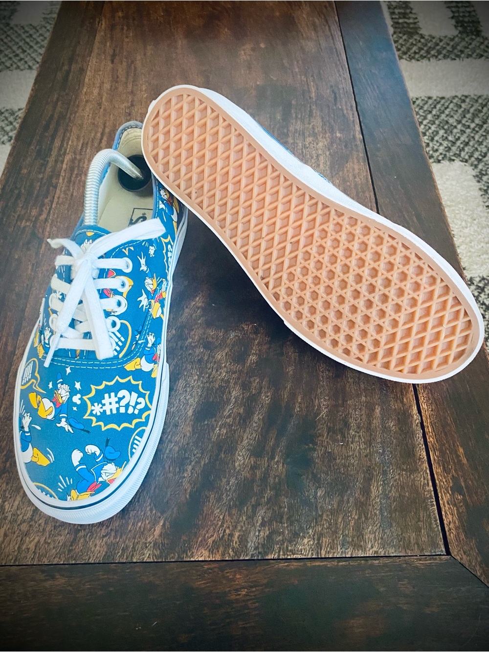 Vans Disney Donald Duck Graphic Lace-Up Sneakers - Blue - Picture 5 of 6